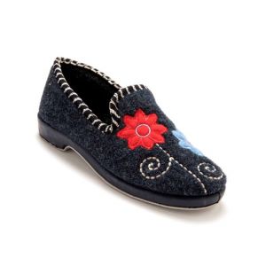 Pantoufles brodées femme Pédiconfort