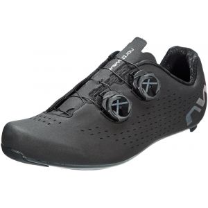 Northwave Revolution 3 Chaussures de vélo de route Homme, noir EU 43,5 Chaussures route à cales