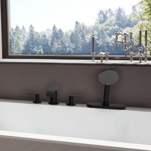 Image de Hansgrohe Set de finition m&eacute;langeur 4 trous pour montage sur bord de baignoire avec sBox noir mat
