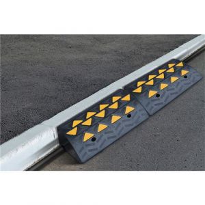 AIDAPT Rampe de bordure en caoutchouc VA144R - 6", pour une utilisation avec des véhicules, des fauteuils roulants