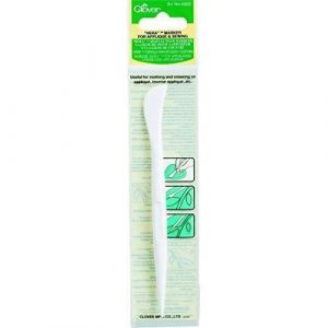 Clover CL4002 - Accesoires - ``Hera`` spatule pour marquer la ligne du motif à appliquer et la ligne de couture