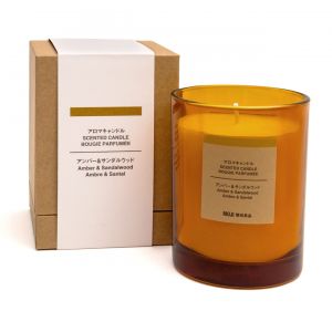 Bougie 1 m&egrave;che ambre et bois de santal