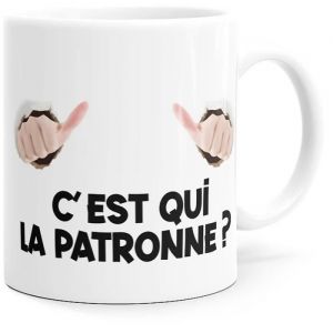 Mug Humour C&rsquo;est Qui la Patronne Tasse Message dr&ocirc;le. Id&eacute;e Cadeau Original pour Amie Coll&egrave;gue Chef Femme pour Anniversaire No&euml;l.