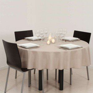 Nappe anti-tache ronde (180 cm)