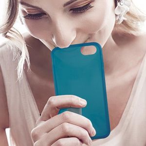 Image de KSIX Coque de protection Sense Aroma - Parfum Menthe pour Iphone 7 Bleu - Coque de protection amusante illuminant - Antidérapant: améliore la prise de votre appareil - Protection contre les rayures et anti-poussière - Accès aux connecteurs et caméras de v
