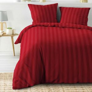 Douceur D'intérieur - Housse de couette 240x220 + 2 taies Cléo rouge uni microfibre - Rouge