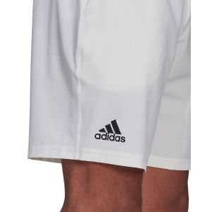 Image de Adidas Pour homme. Short Club Tennis blanc en tissu extensible