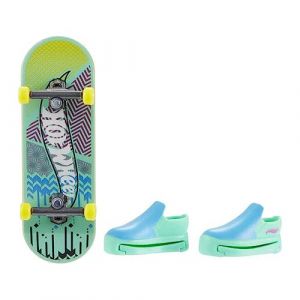 Mattel Mini Skateboard Chaussures incluses. Modèles Assortis, HGT46, Multicolore