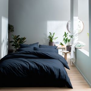 Matt & Rose Parure de lit unie en coton lav&eacute; Bleu Nuit 260x240+2x65x65cm