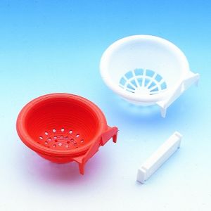 Nids pour oiseaux en plastique avec crochets Nobby Pet