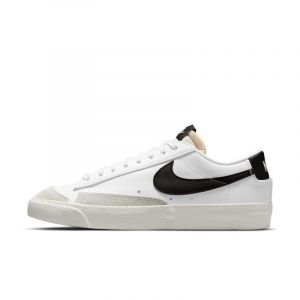 Image de Nike Chaussure Blazer Low'77 pour Femme - Blanc - Taille 39 - Female