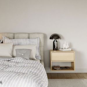 Selsey - framme &ndash; Table de chevet suspendue avec tiroir et niche &ndash; effet bois ch&ecirc;ne &ndash; 50 cm