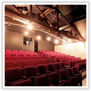 Smartbox Coffret cadeau - 4 entr&eacute;es au Th&eacute;&acirc;tre Le Funambule &agrave; Paris - id&eacute;e cadeau - 4 entr&eacute;es au Th&eacute;&acirc;tre Le Funambule &agrave; Paris