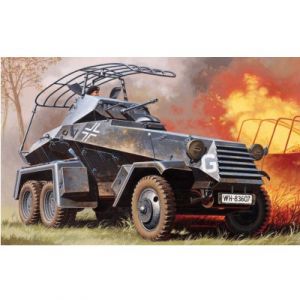 Italeri Sd. Kfz. 232 6 RAD.