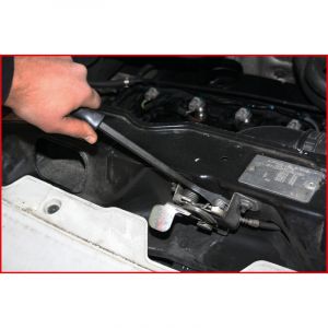 KS Tools 911.8101 Pince-levier plate coud&eacute;e &agrave; poign&eacute;e -Longueur.200- mm