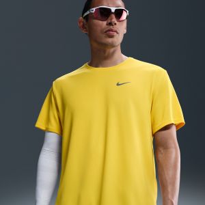 Nike T-shirt Running Dri-FIT UV Miller - Lightening/Argenté, pointure Small - ['Jaune'] - Taille Small