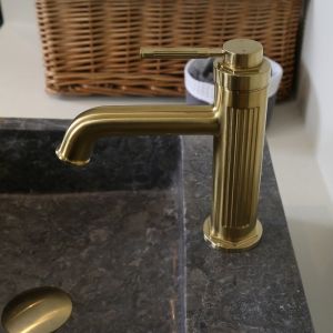 Essebagno Art Deco mitigeur lavabo bas or brossé