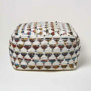 Pouf carré traphilo motifs triangle Coloris blanc 60 x 60 x 30 cm - Blanc - Homescapes