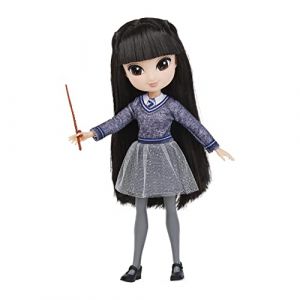 Image de Wizarding World Crea infinite avventure con Cho Chang del magico mondo di Harry Potter! Cho è realizzata con graziosi dettagli del viso, capelli mor