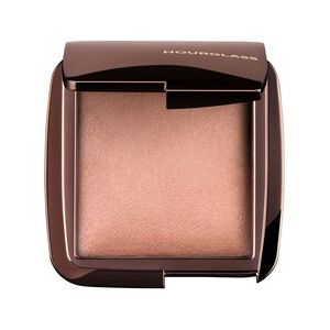 Image de Hourglass Ambient Lighting Powder - Poudre Visage Lumi&egrave;re - Radiant Light