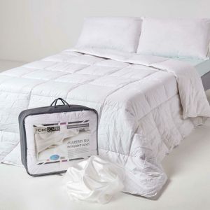 Homescapes - Couette été en Soie de Mûriers 4,5 tog - 200 x 200 cm - Blanc