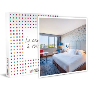 Smartbox Escapade au Hilton Strasbourg au c&oelig;ur de l'Europe - Coffret Cadeau S&eacute;jour Multicolore