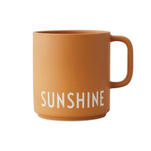 Image de Design Letters Tasse en porcelaine avec gravure laser en jaune SUNSHINE