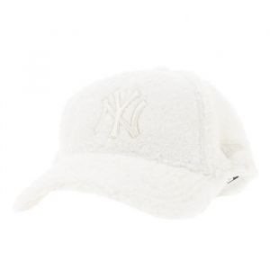 New era 9forty Femme Sherpa Cap - Borg Ny Yankees Offwhite