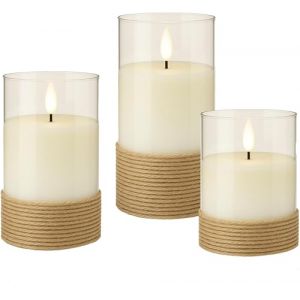 Goobay Lot de 3 bougies LED blanches en cire véritable enveloppées de chanvre dans un pot en verre, avec fonction minuterie et cône de flamme 3D, à piles, blanc chaud (2700 K)