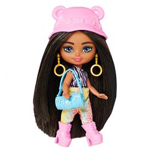 Mattel Poupée Mannequin Mini Extra Fly Articulée avec Haut À Imprimé Zébré Et Pantalon Arc-en-Ciel À Imprimé Léopard, Socle Inclus, Jouet Enfant, A Partir De 3 Ans, HPT57