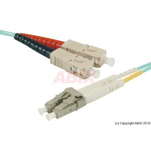 MCAD Cordon fibre optique AQUA duplex OM3 en 50/125um SC vers LC 30m