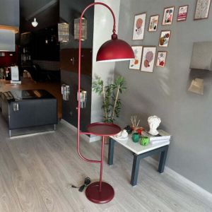 Lampadaire Moderne en Métal Bourgogne Avec Plateau et Tête Mobile, Culot E27, Lampadaire Moderne Pour Salon ou Chambre