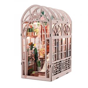 Dam &Eacute;tude dans le jardin. Book nook en bois, design 3d r&eacute;aliste avec un grand d&eacute;tail