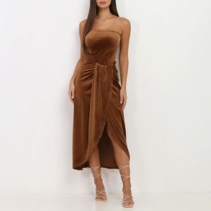 La Modeuse Robe bustier mi-longue en velours.Effet pliss&eacute; avec fente &agrave; lavant. pour femme - Robes