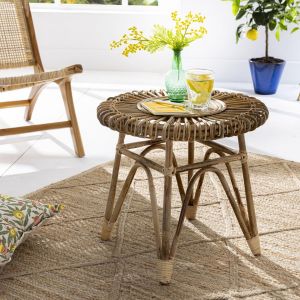 Petite table ronde en rotin cane