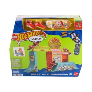 Mattel Coffret Skate Burger avec fingerboard exclusif et paire de chaussures, rampe, rail de grind et plusieurs configurations, JHV83