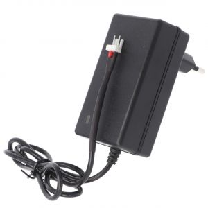 Chargeur pour batterie Roto ZEL 12 Volts RT2 SF G2, Ansmann 2412-3011, WDT-S RT2 SF G2 / G3 / G4, courant de charge 100-240 Volts 1000mA