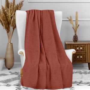 Soleil d'Ocre Plaid Microfibre 120x160 cm COCOONING Brique