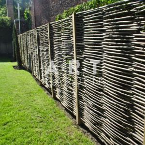 Cl&ocirc;ture Bois En Noisetier Tress&eacute; - 100% Naturel - Poteaux Non Inclus - Hauteur 180 X Largeur 180 Cm