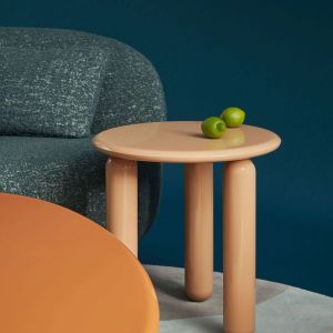 Kartell Table d'appoint ronde en bois de hêtre laqué poundre 48cm Undique Mas