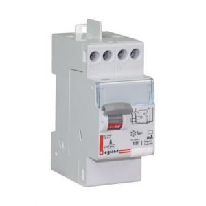 Image de Legrand Interrupteur différentiel DX³-ID - vis/vis - 2P - 230V~ - 40A - type AC - 300mA - départ haut - 2 modules - 411614