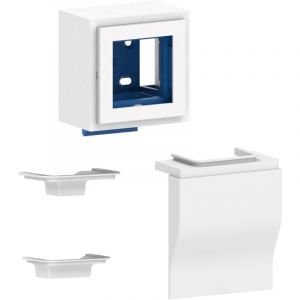 Adaptateur d'appareillage 45x45 GGK pour plinthe 4D 80mm x 20mm