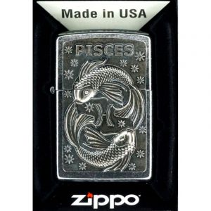 Zippo Briquet temp&ecirc;te &ndash; Signe Astrologique Poisson, Street Chrome, embl&egrave;me &ndash; Rechargeable &ndash; R&eacute;utilisable &ndash; Design Coupe-Vent &ndash; Bo&icirc;te Cadeau &ndash; Fabriqu&eacute; aux &Eacute;tats-Unis