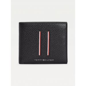 Image de Tommy Hilfiger <p>Portefeuille <strong> Downtown</strong> en cuir grainé.<br /> Il comprend une poche pour billets de banque, un compartiment pour la monnaie avec bouton pression, 4 poches plates pour les papiers et de multiples emplacements pour cartes f