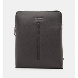 Calvin Klein Sacoche plate Median Noir - Couleur Noir - Taille Taille unique