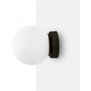 Barcelona led B·LED BarcelonaLED Applique murale élégante moderne avec boule de verre opale support noir et culot E27 pour chambre à coucher