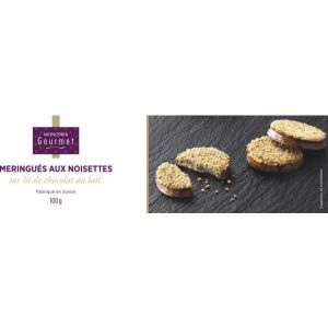 Monoprix gourmet Meringu&eacute;s noisettes sur chocolat au lait - Le paquet de 100g