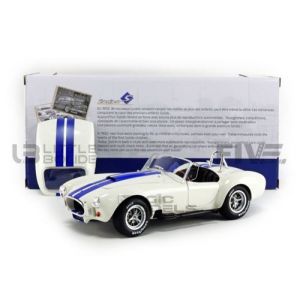 Solido Voiture Miniature de Collection 1/18 - AC Shelby Cobra 427 MK II - 1965 - White / Blue - 1804906