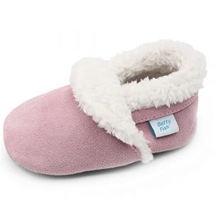Dotty Fish Pantoufles Suède. Chaussures, Chaussons pour tout-petits. Doublure polaire chaude. Rose Clair. Semelle souple antidérapante. 0-6 Mois (17 EU)