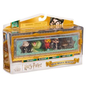 Wizarding World HARRY POTTER - SCENE MYTHIQUE 4 FIGURINES MOMENTS MAGIQUES - 4 Poupées Figurines Articulées - Scènette Chambre Des Secrets Harry Potter - Jouer et Exposer - Jouet Enfant 6 ans et +
